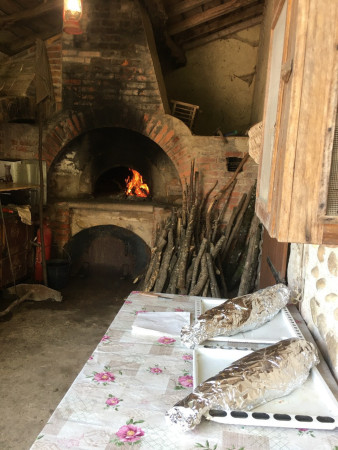 Le four chauffe, les saumons attendent. 